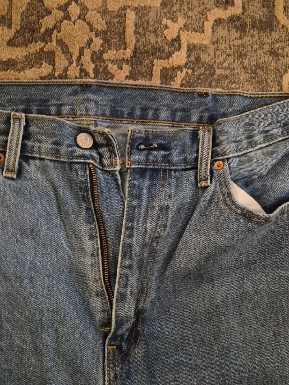 Levi's Men's Light Blue Relaxed Jeans W38×L29